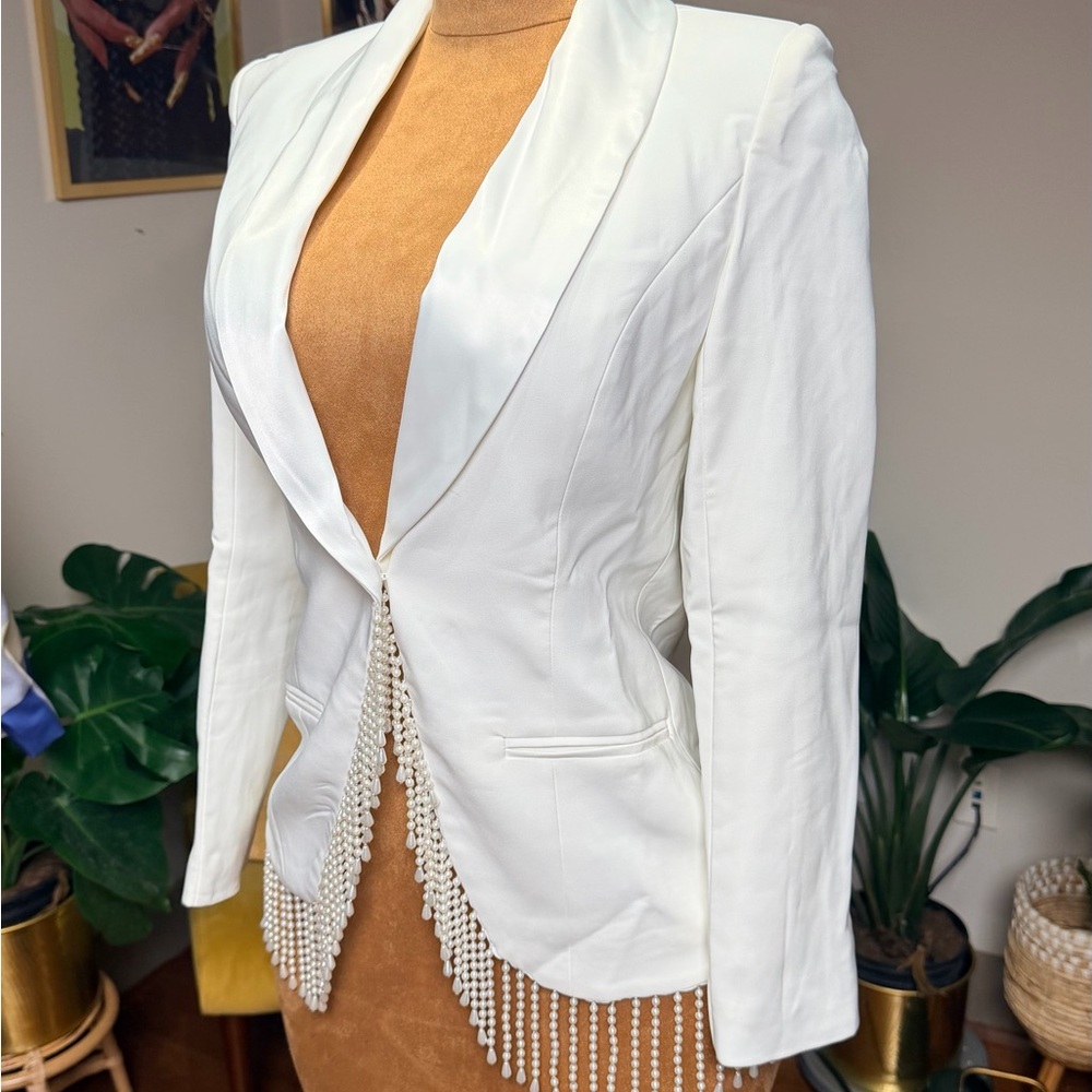 Fashion Nova White Blazer with Fringe Detail - Picture 2 of 4